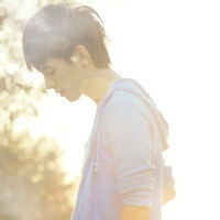 ZenithGlow 的头像